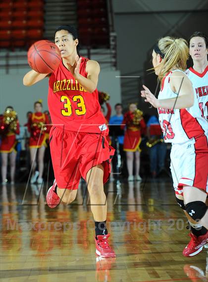 Thumbnail 2 in McPherson vs. Labette County (KSHSAA 4A 1st Round) photogallery.