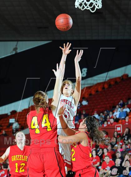 Thumbnail 3 in McPherson vs. Labette County (KSHSAA 4A 1st Round) photogallery.
