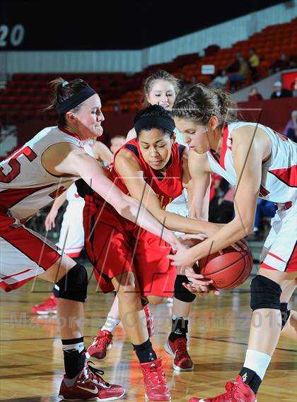 Thumbnail 1 in McPherson vs. Labette County (KSHSAA 4A 1st Round) photogallery.