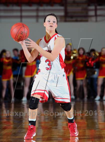 Thumbnail 3 in McPherson vs. Labette County (KSHSAA 4A 1st Round) photogallery.