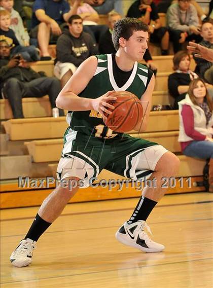 Thumbnail 1 in Bishop Manogue vs. Lincoln (MaxPreps Holiday Classic) photogallery.