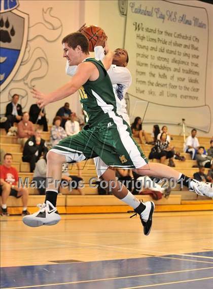 Thumbnail 1 in Bishop Manogue vs. Lincoln (MaxPreps Holiday Classic) photogallery.