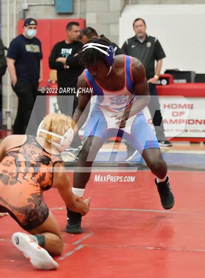 Thumbnail 1 in Poly vs San Gabriel ((CIF Southern Section Wrestling Championships) photogallery.