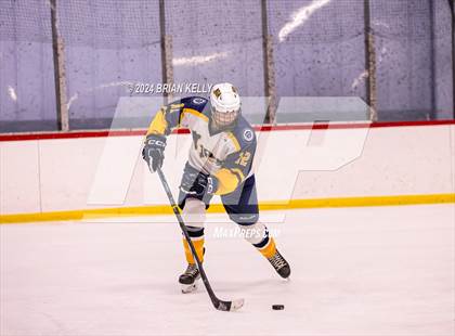 Thumbnail 2 in Notre Dame Academy vs St. Mary's (Hingham Showcase) photogallery.