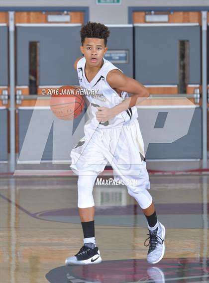 Thumbnail 3 in Bellarmine-Jefferson vs. Citrus Valley (Rancho Mirage Holiday Invitational) photogallery.