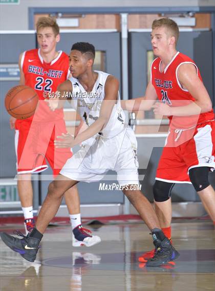 Thumbnail 1 in Bellarmine-Jefferson vs. Citrus Valley (Rancho Mirage Holiday Invitational) photogallery.