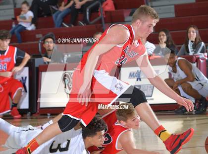 Thumbnail 2 in Bellarmine-Jefferson vs. Citrus Valley (Rancho Mirage Holiday Invitational) photogallery.