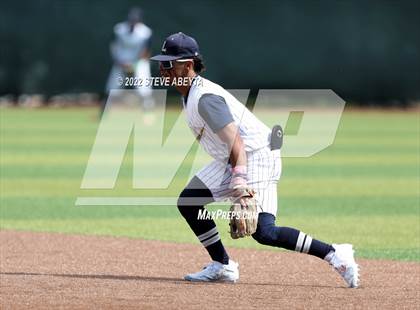 Thumbnail 3 in Legacy vs. Cherokee Trail (CHSAA 5A State 1st Round) photogallery.