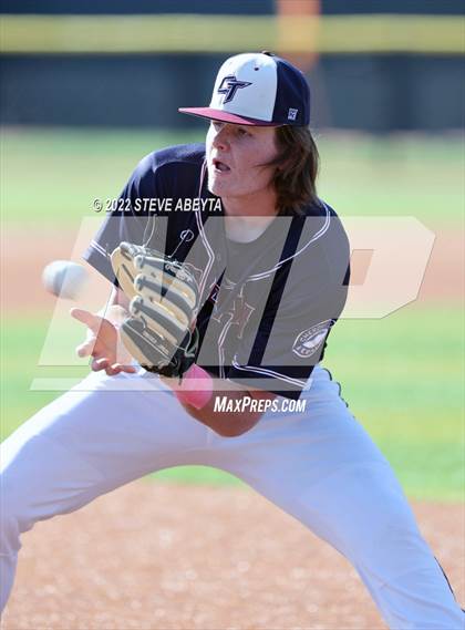 Thumbnail 1 in Legacy vs. Cherokee Trail (CHSAA 5A State 1st Round) photogallery.