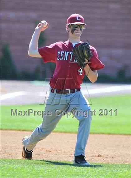 Thumbnail 3 in Lancaster Country Day vs Reading Central Catholic (Class A District 3 Championships) photogallery.