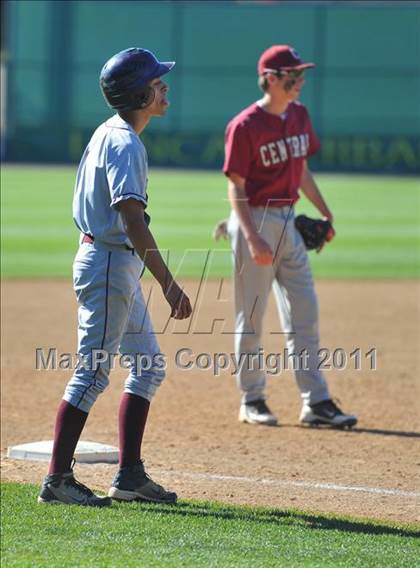 Thumbnail 2 in Lancaster Country Day vs Reading Central Catholic (Class A District 3 Championships) photogallery.