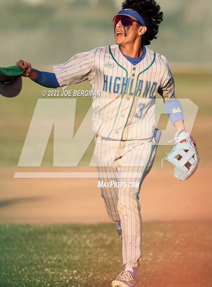 Thumbnail 3 in Highland @ East Bakersfield  photogallery.