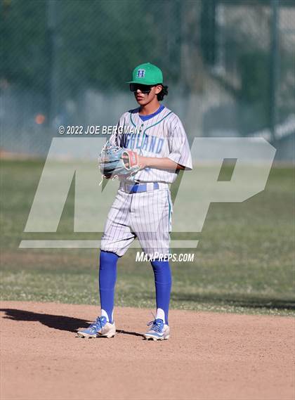 Thumbnail 3 in Highland @ East Bakersfield  photogallery.