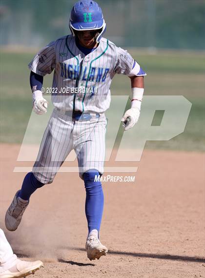 Thumbnail 2 in Highland @ East Bakersfield  photogallery.