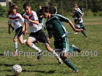 Thumbnail 2 in Maryville vs Notre Dame (Bearden Invitational) photogallery.