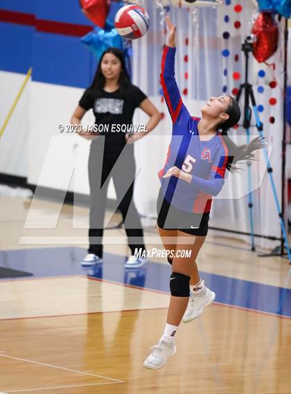 Thumbnail 3 in Wilson @ Los Altos photogallery.