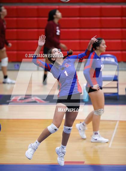 Thumbnail 2 in Wilson @ Los Altos photogallery.