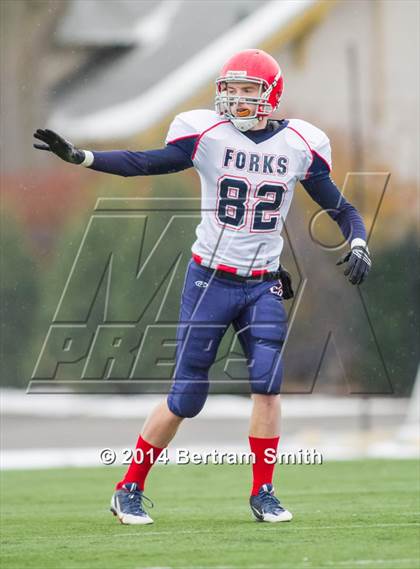 Thumbnail 2 in Chenango Forks vs. Maple Grove/Chautauqua Lake (NYSPHSAA Class C Semifinal) photogallery.
