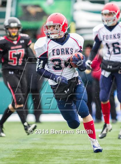 Thumbnail 1 in Chenango Forks vs. Maple Grove/Chautauqua Lake (NYSPHSAA Class C Semifinal) photogallery.