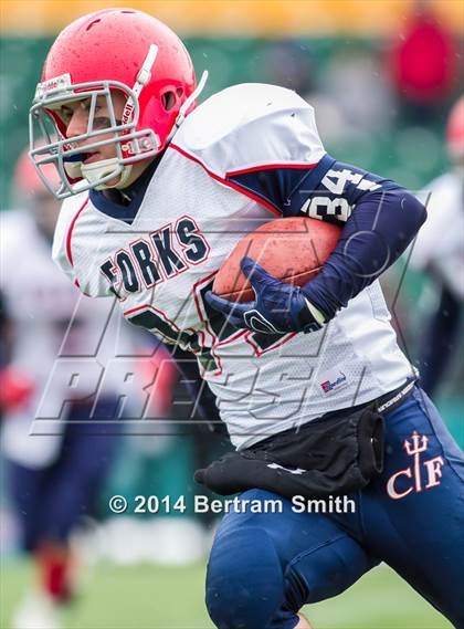 Thumbnail 1 in Chenango Forks vs. Maple Grove/Chautauqua Lake (NYSPHSAA Class C Semifinal) photogallery.