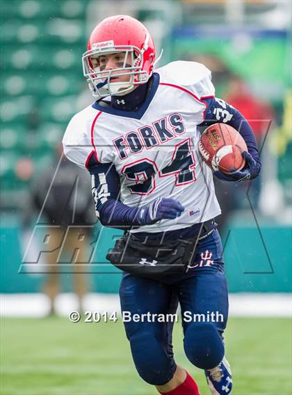 Thumbnail 3 in Chenango Forks vs. Maple Grove/Chautauqua Lake (NYSPHSAA Class C Semifinal) photogallery.