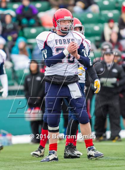 Thumbnail 1 in Chenango Forks vs. Maple Grove/Chautauqua Lake (NYSPHSAA Class C Semifinal) photogallery.