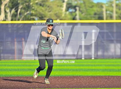 Thumbnail 1 in Tampa Catholic @ Calvary Christian photogallery.