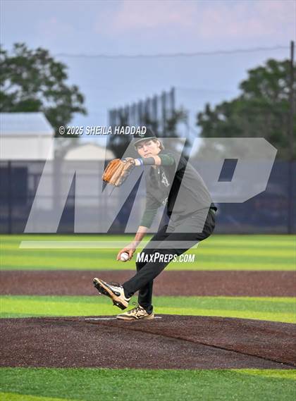 Thumbnail 1 in Tampa Catholic @ Calvary Christian photogallery.