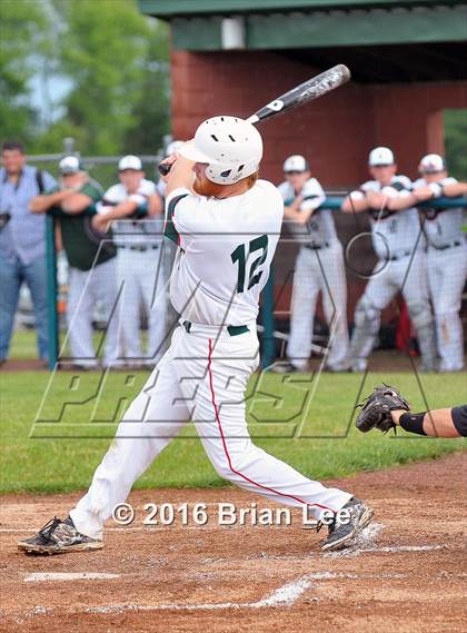 Thumbnail 2 in Mt. Vernon vs Salem (IHSA Regional Playoff) photogallery.
