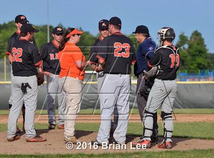 Thumbnail 2 in Mt. Vernon vs Salem (IHSA Regional Playoff) photogallery.