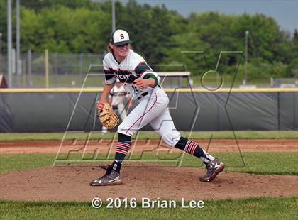 Thumbnail 1 in Mt. Vernon vs Salem (IHSA Regional Playoff) photogallery.