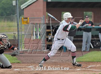 Thumbnail 3 in Mt. Vernon vs Salem (IHSA Regional Playoff) photogallery.