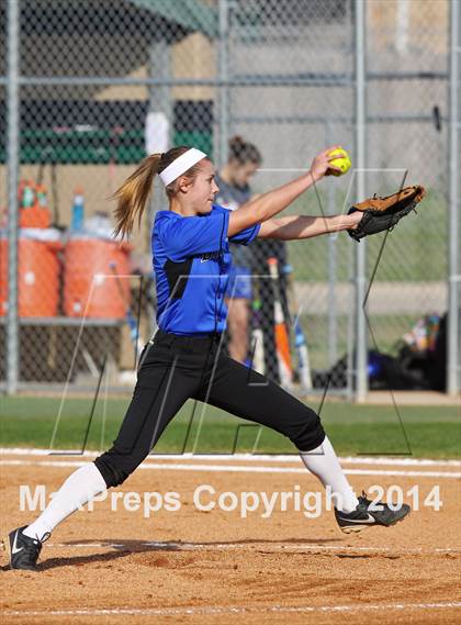 Thumbnail 2 in Clear Falls vs Dickinson photogallery.