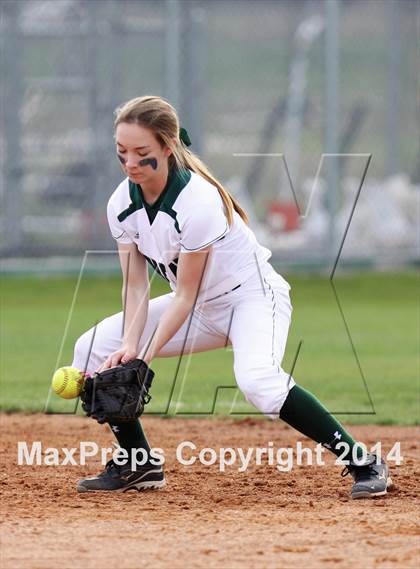 Thumbnail 1 in Clear Falls vs Dickinson photogallery.