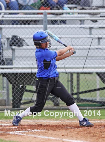 Thumbnail 1 in Clear Falls vs Dickinson photogallery.