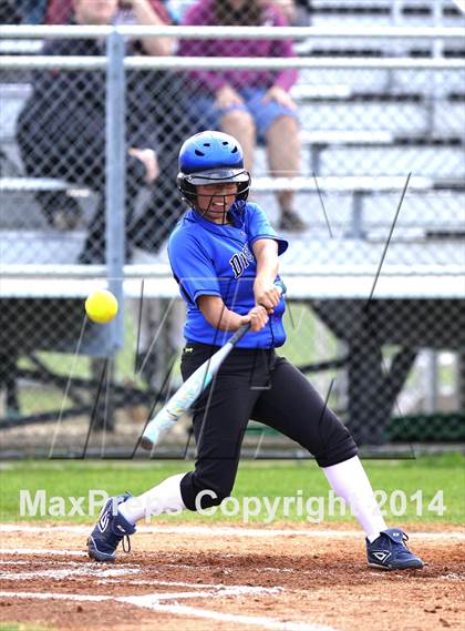 Thumbnail 2 in Clear Falls vs Dickinson photogallery.