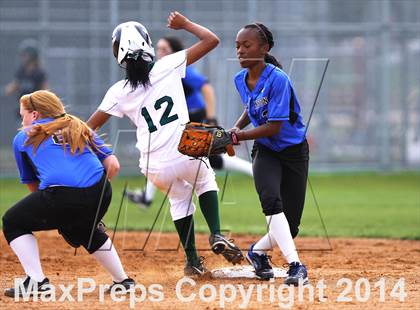 Thumbnail 1 in Clear Falls vs Dickinson photogallery.