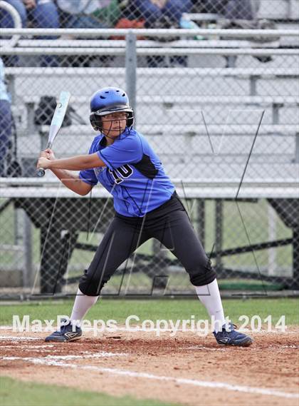 Thumbnail 3 in Clear Falls vs Dickinson photogallery.