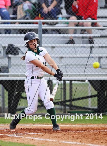 Thumbnail 3 in Clear Falls vs Dickinson photogallery.