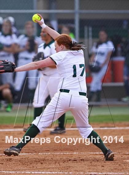 Thumbnail 2 in Clear Falls vs Dickinson photogallery.