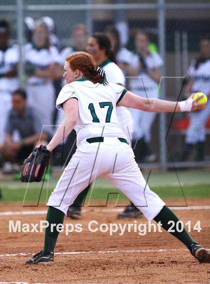 Thumbnail 1 in Clear Falls vs Dickinson photogallery.