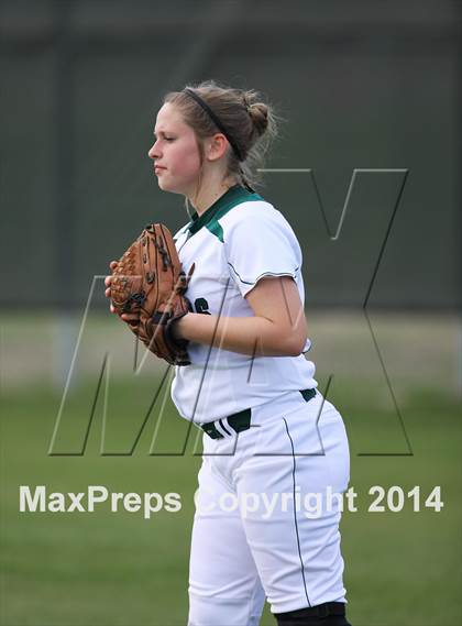 Thumbnail 3 in Clear Falls vs Dickinson photogallery.