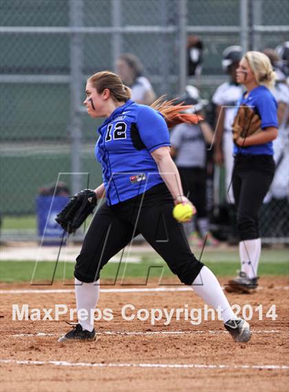 Thumbnail 3 in Clear Falls vs Dickinson photogallery.