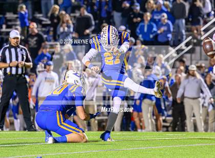 Thumbnail 2 in Carthage @ Brock (UIL 4A D2 Football State Semifinal) photogallery.