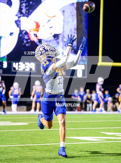 Thumbnail 2 in Carthage @ Brock (UIL 4A D2 Football State Semifinal) photogallery.