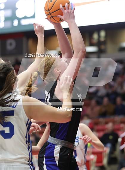 Thumbnail 1 in Carbon vs. Richfield UHSAA 3A 3rd / 4th Place) photogallery.