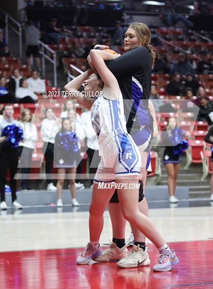 Thumbnail 2 in Carbon vs. Richfield UHSAA 3A 3rd / 4th Place) photogallery.