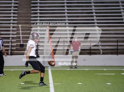 Thumbnail 3 in North Garland vs Rowlett photogallery.