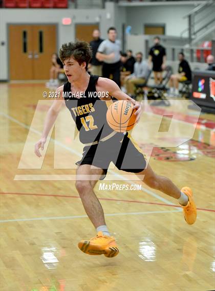 Thumbnail 1 in Prairie Grove @ Farmington photogallery.