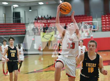 Thumbnail 2 in Prairie Grove @ Farmington photogallery.